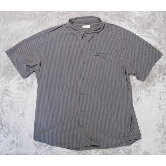 Columbia Gray Red White Pinstripe Short Sleeve Casual Button Shirt Mens Size XXL - Picture 1 of 14